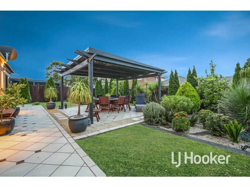 12 Oakford Rise, Hampton Park VIC 3976