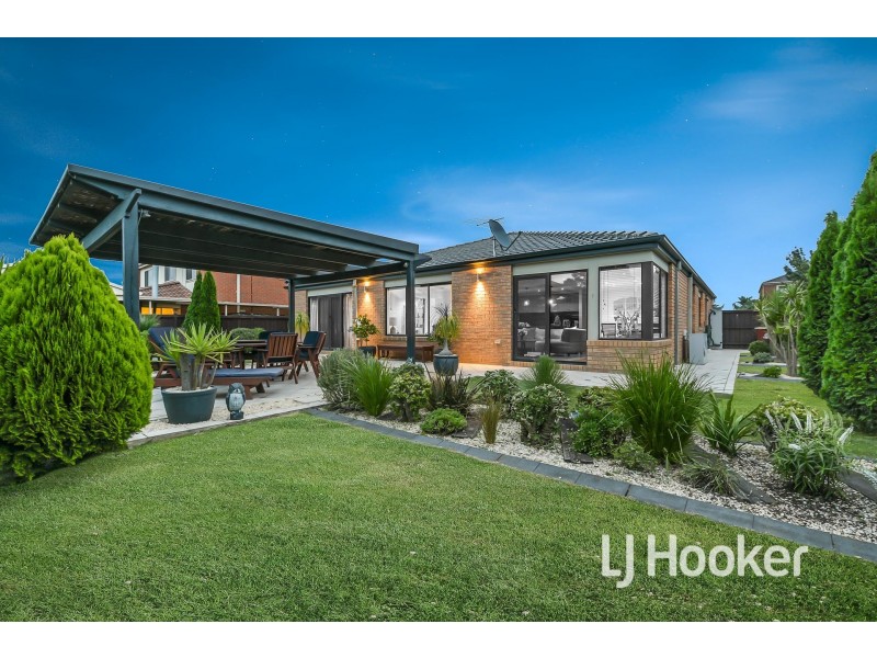 12 Oakford Rise, Hampton Park VIC 3976