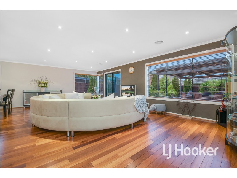 12 Oakford Rise, Hampton Park VIC 3976