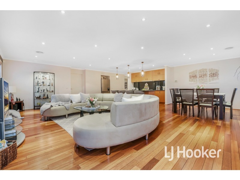 12 Oakford Rise, Hampton Park VIC 3976