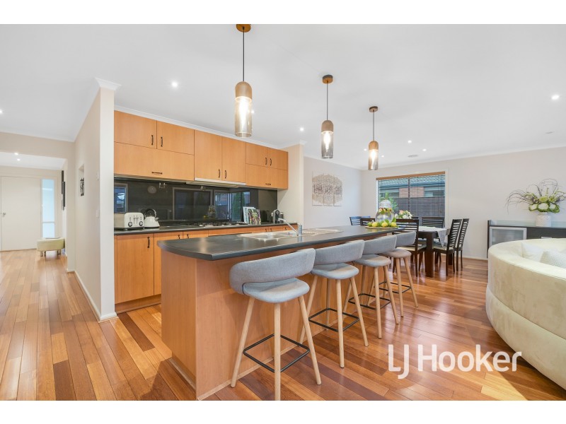 12 Oakford Rise, Hampton Park VIC 3976