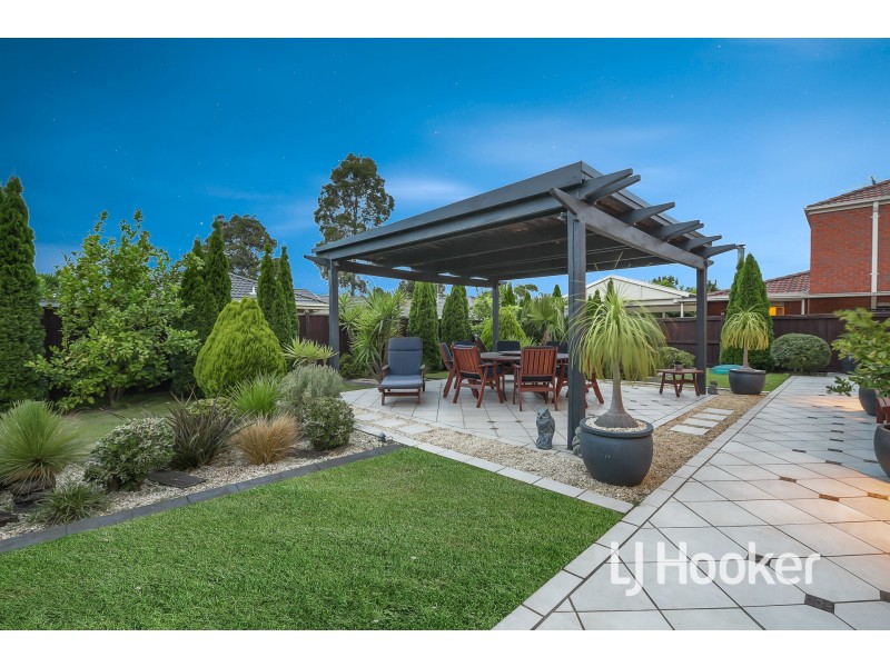 12 Oakford Rise, Hampton Park VIC 3976