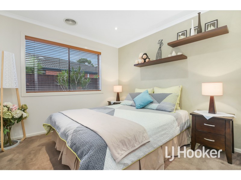 12 Oakford Rise, Hampton Park VIC 3976