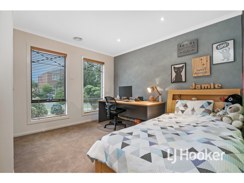 12 Oakford Rise, Hampton Park VIC 3976