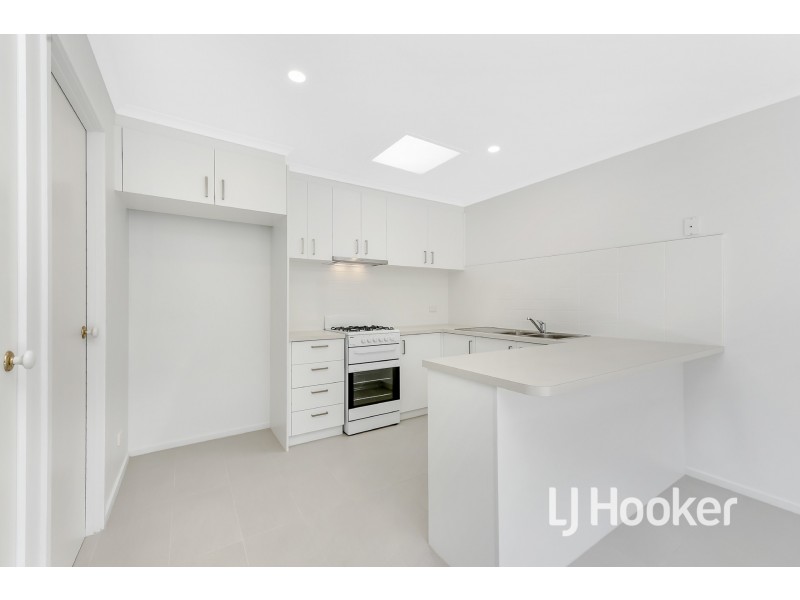 6 Cumulus Court, Hampton Park VIC 3976
