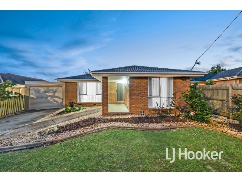 17 Pauline Court, Hampton Park VIC 3976