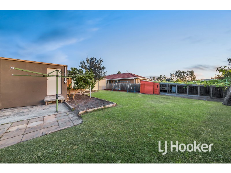 17 Pauline Court, Hampton Park VIC 3976