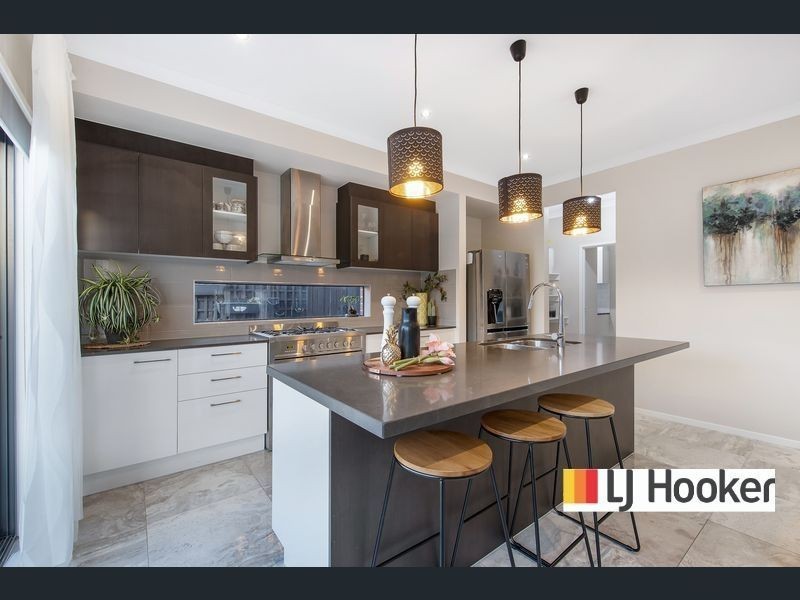 47 Belcam Circuit, Clyde North VIC 3978