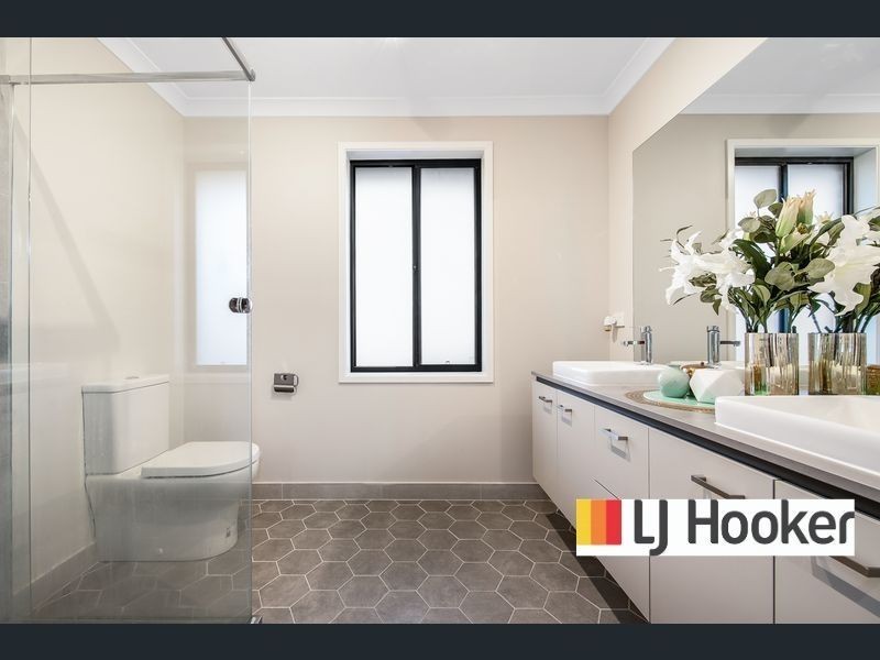 47 Belcam Circuit, Clyde North VIC 3978