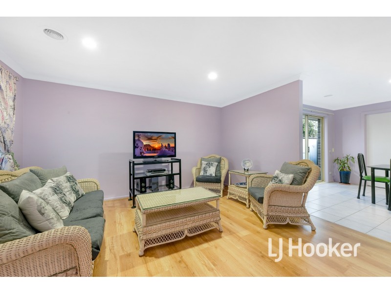 14/4 Paydon Way, Hampton Park VIC 3976