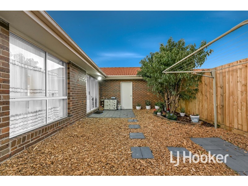 14/4 Paydon Way, Hampton Park VIC 3976