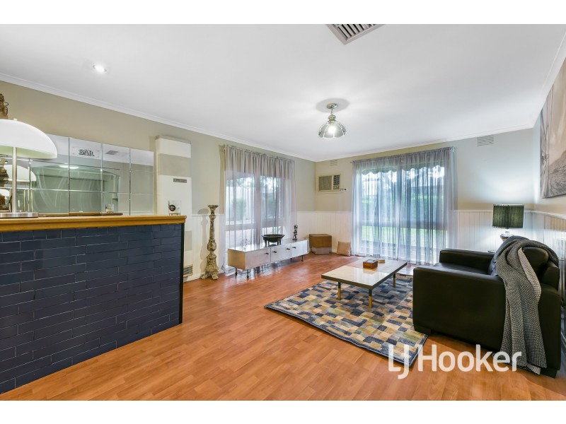 9 Phillip Court, Cranbourne North VIC 3977