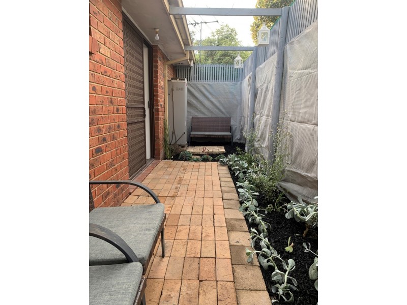 9 Phillip Court, Cranbourne North VIC 3977