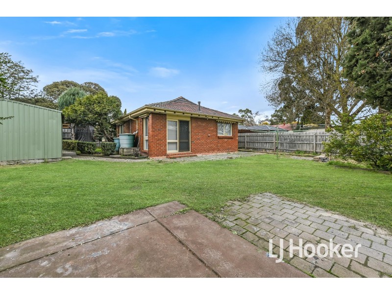 9 Phillip Court, Cranbourne North VIC 3977