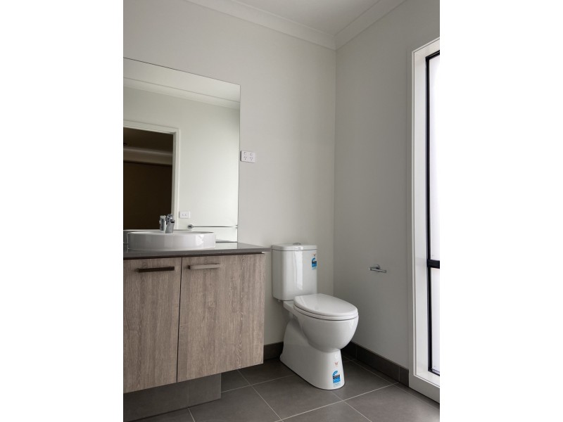 104 Dodson Road, Officer VIC 3809