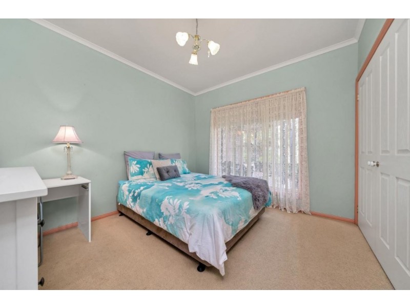 35 Collison Road, Cranbourne East VIC 3977