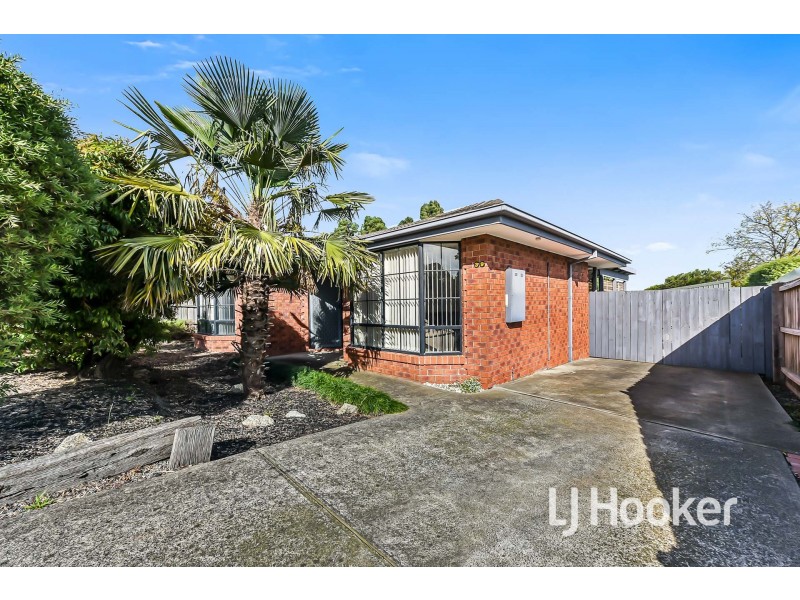 39 Garnet Close, Narre Warren VIC 3805