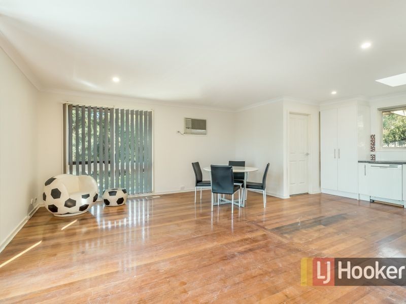 8 Hanover Court, Endeavour Hills VIC 3802