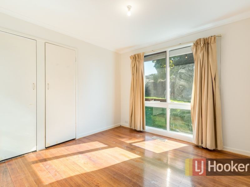 8 Hanover Court, Endeavour Hills VIC 3802