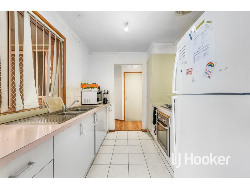18 Cumberland Chase, Hampton Park VIC 3976