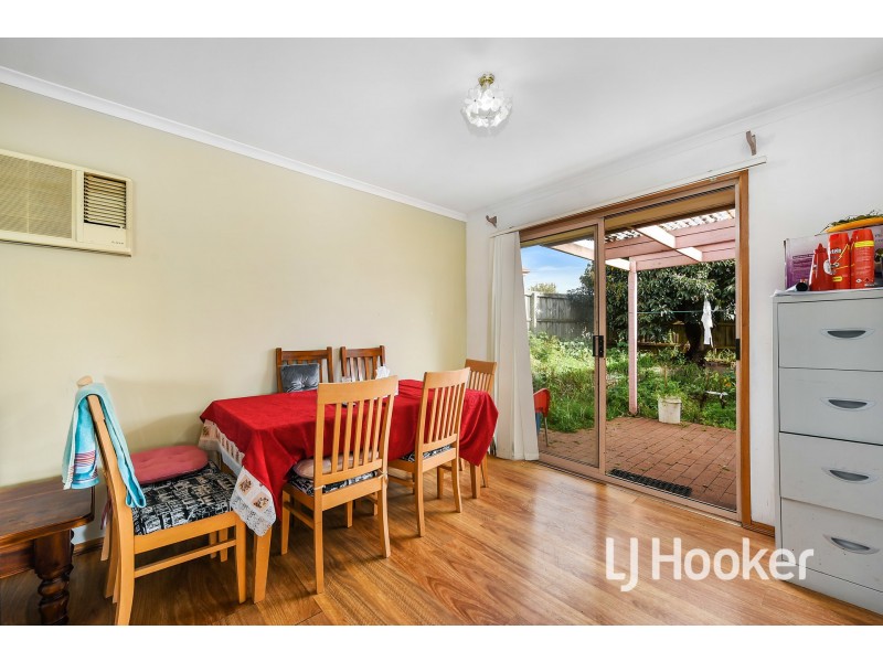 18 Cumberland Chase, Hampton Park VIC 3976