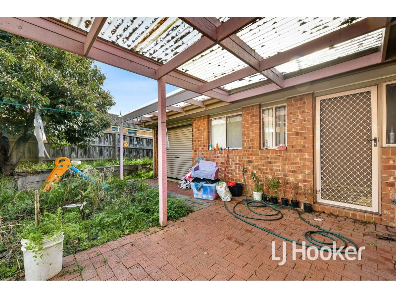 18 Cumberland Chase, Hampton Park VIC 3976