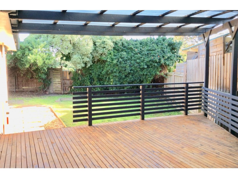 24 Naranga Crescent, Frankston VIC 3199