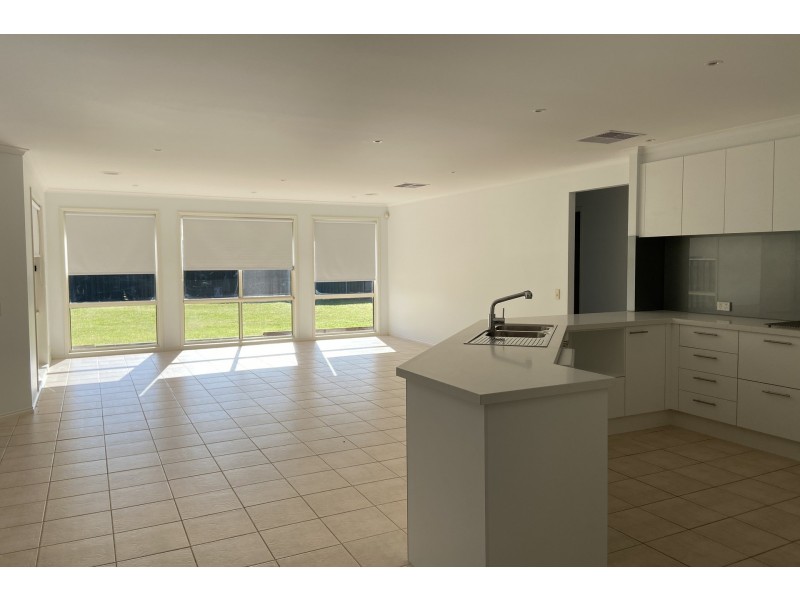 727 Glasscocks Road, Narre Warren South VIC 3805