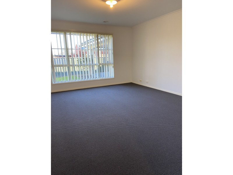 727 Glasscocks Road, Narre Warren South VIC 3805