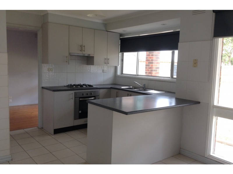 26 McLaren Drive, Cranbourne VIC 3977