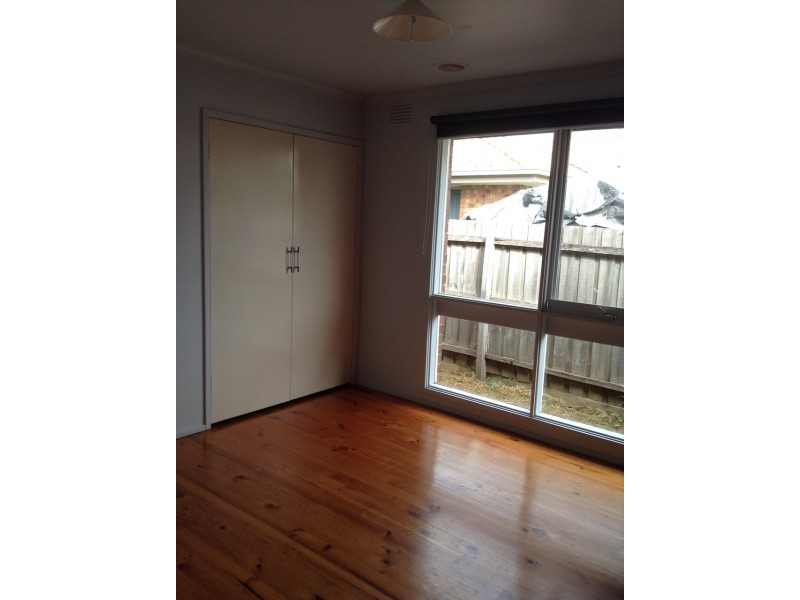 26 McLaren Drive, Cranbourne VIC 3977