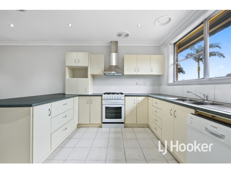 34 Ora Street, Hampton Park VIC 3976
