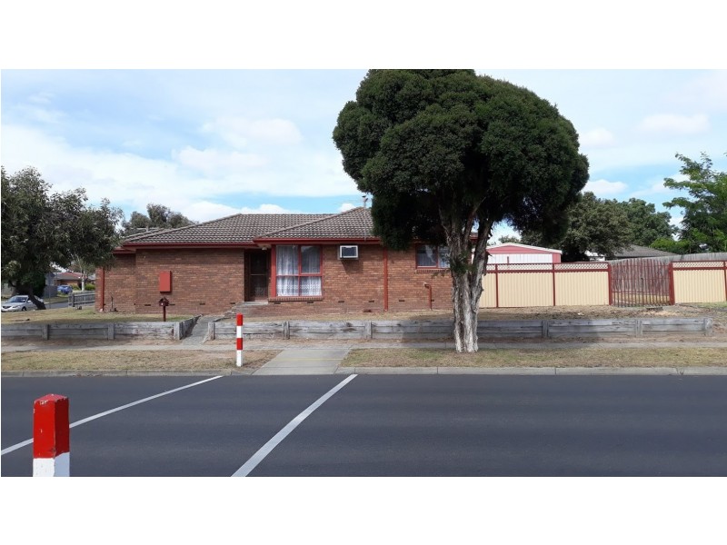 1 Horton Drive, Hampton Park VIC 3976
