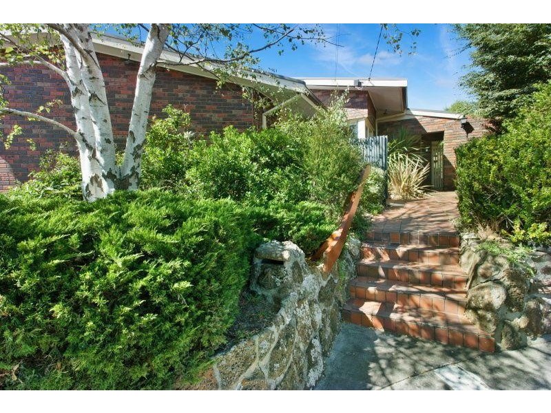 4 Cornborough Court, Frankston South VIC 3199