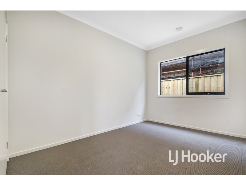 Lot 1101 St Germain Boulevard, Clyde North VIC 3978