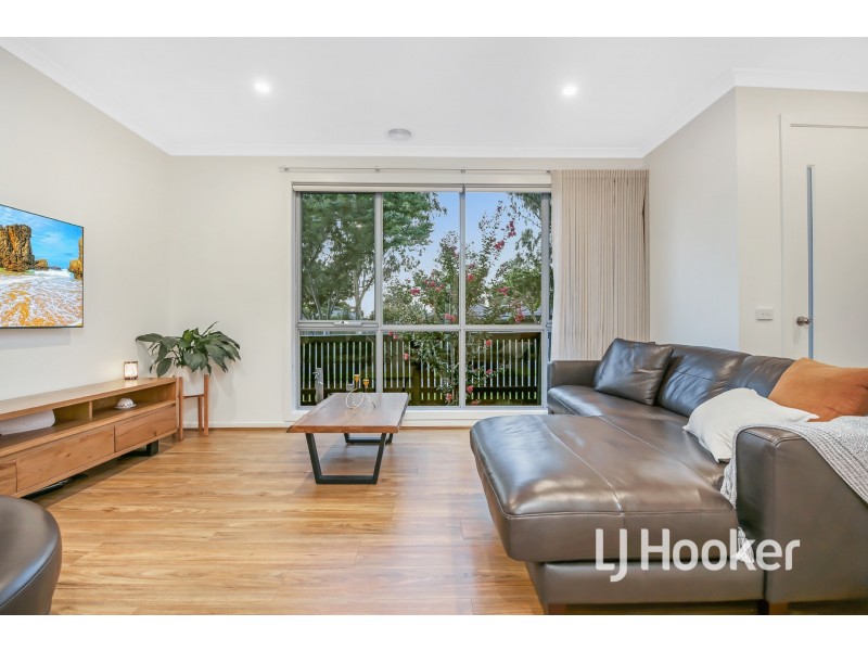 95 Lynbrook Boulevard, Lynbrook VIC 3975