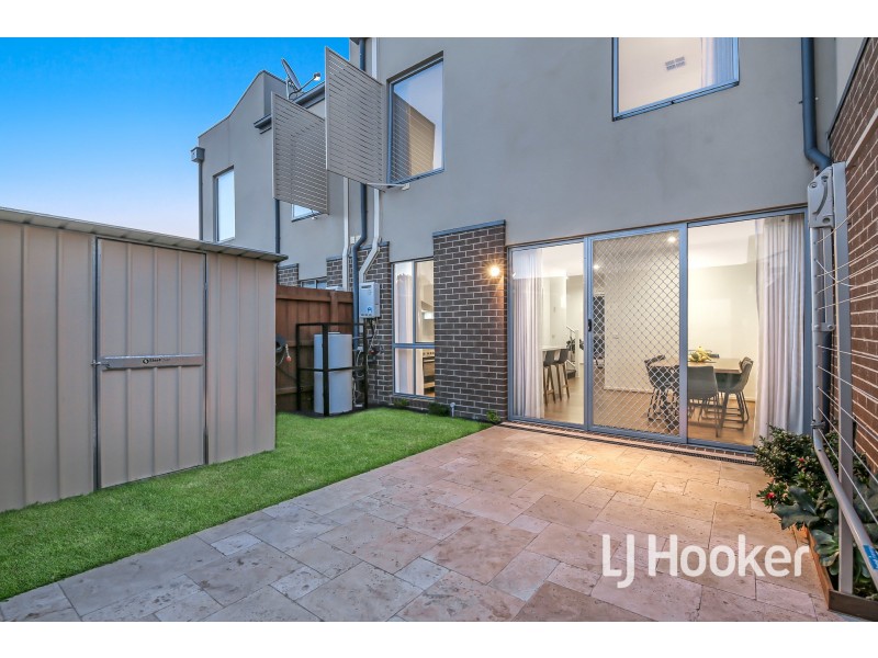 95 Lynbrook Boulevard, Lynbrook VIC 3975