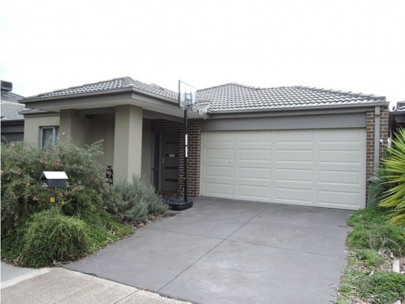 128 Alisma Boulevard, Cranbourne North VIC 3977