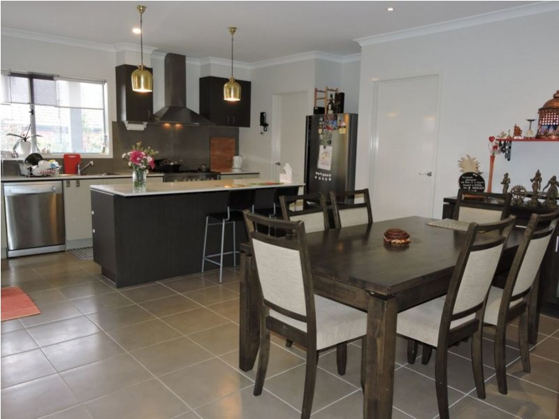 128 Alisma Boulevard, Cranbourne North VIC 3977