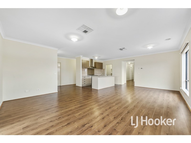 5 Tania Way, Officer VIC 3809