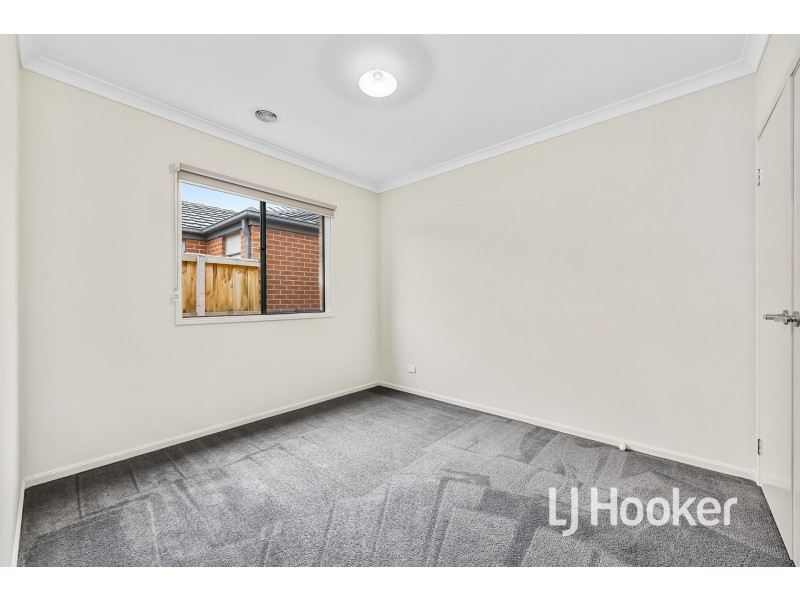 5 Tania Way, Officer VIC 3809