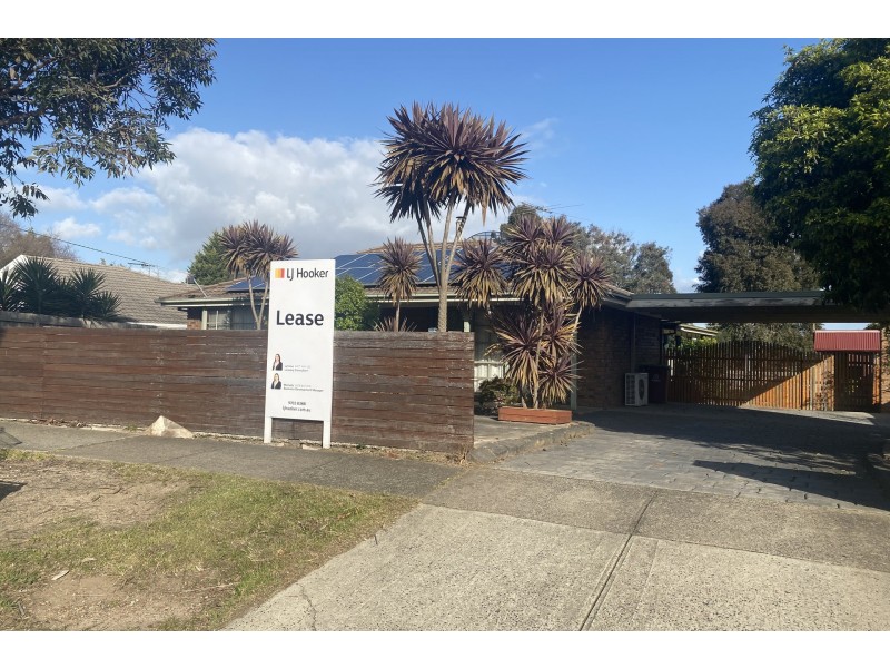 16 Lauren Drive, Hampton Park VIC 3976