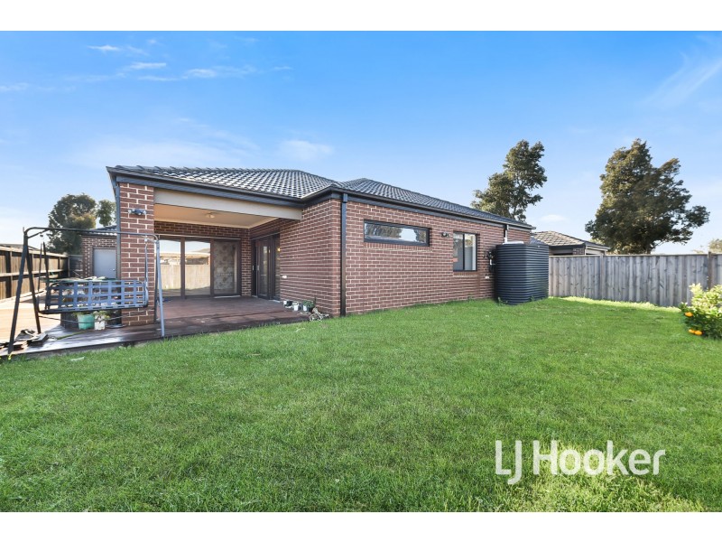 5 Carbine Way, Lyndhurst VIC 3975