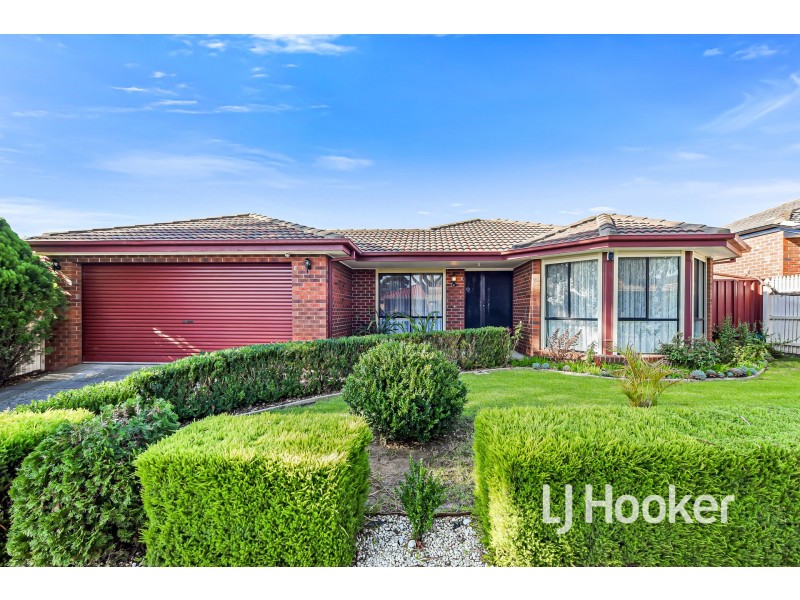 6 Donegal Way, Hampton Park VIC 3976