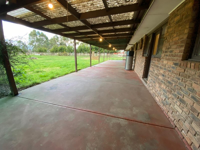 13 Garden Street, Cranbourne East VIC 3977