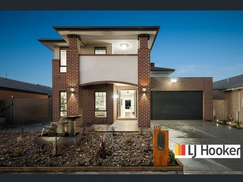 47 Belcam Circuit, Clyde North VIC 3978