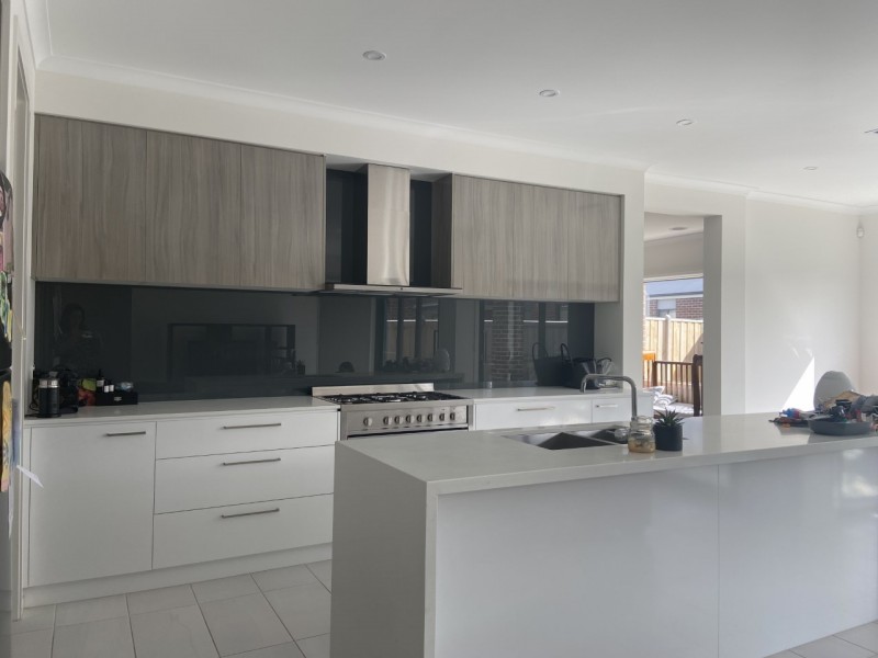 15 Orpington Drive, Clyde North VIC 3978