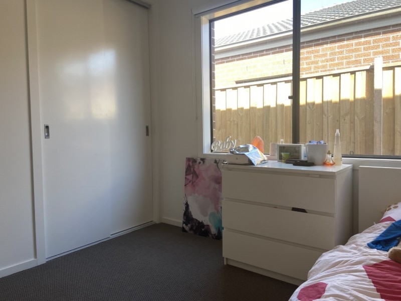 15 Orpington Drive, Clyde North VIC 3978