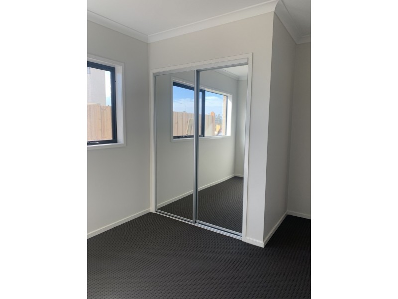 4 Abacot Street, Clyde North VIC 3978