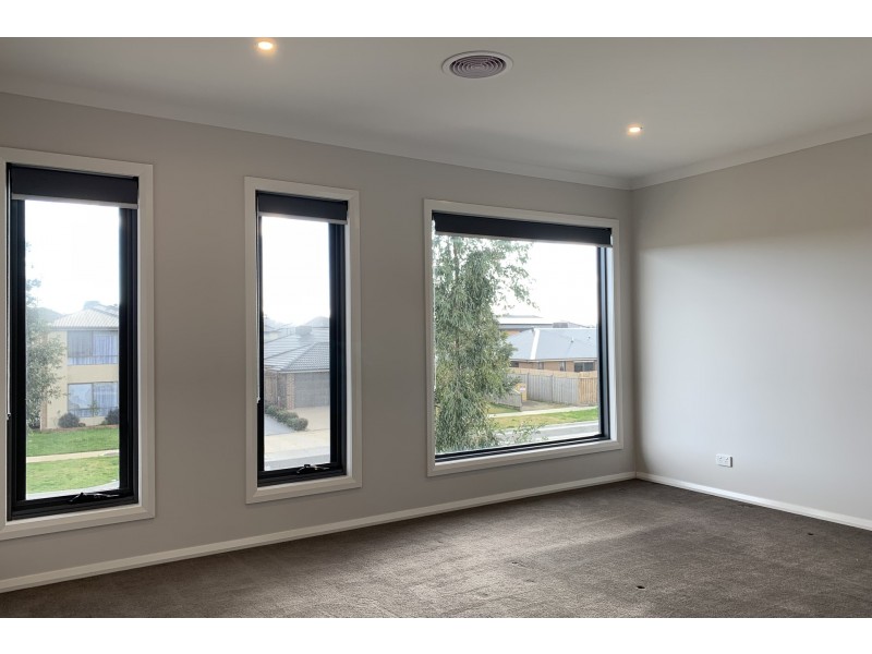 58 Adrian Street, Cranbourne East VIC 3977